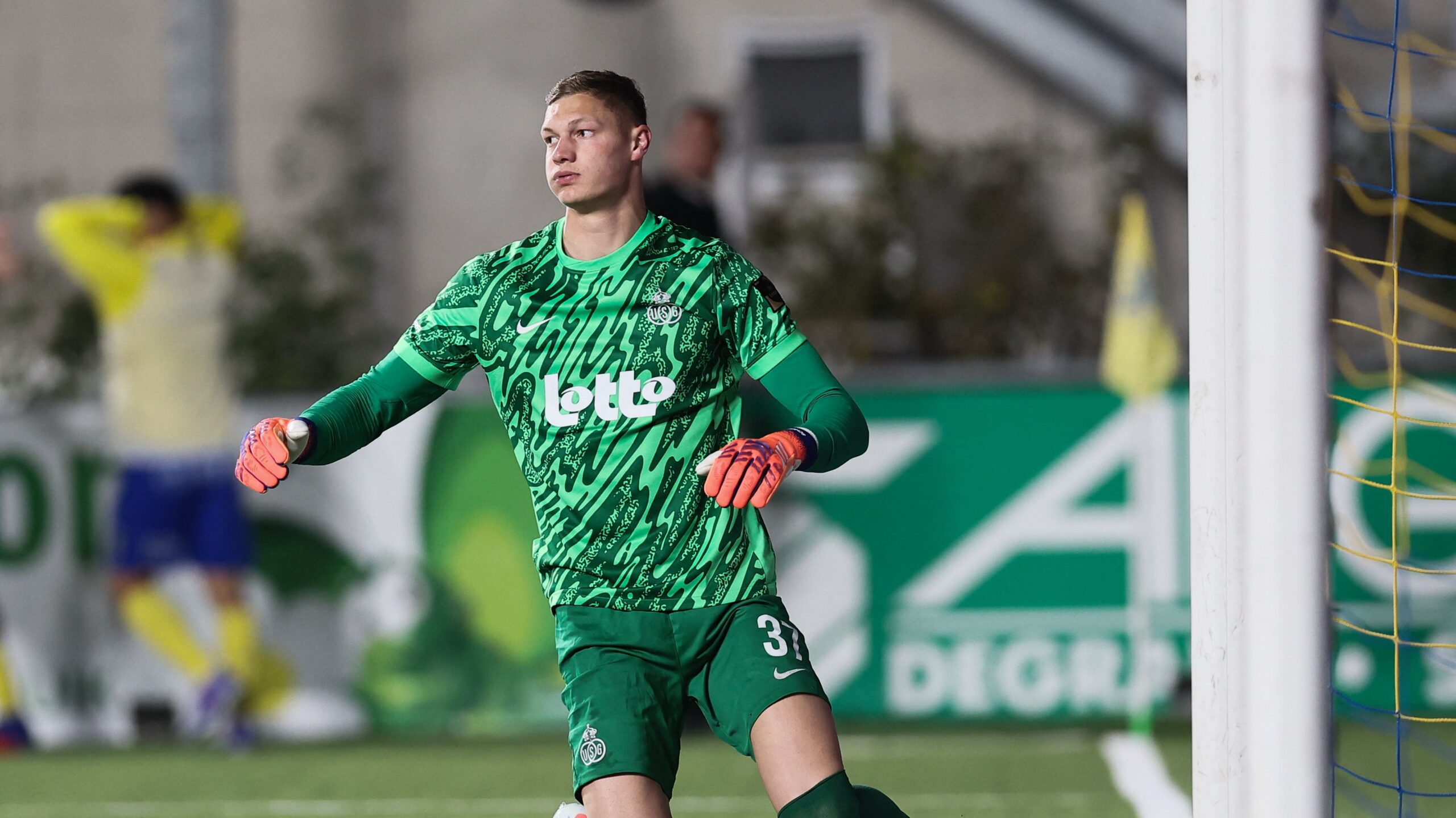 Kjell Scherpen signe en Premier League pour un transfert record