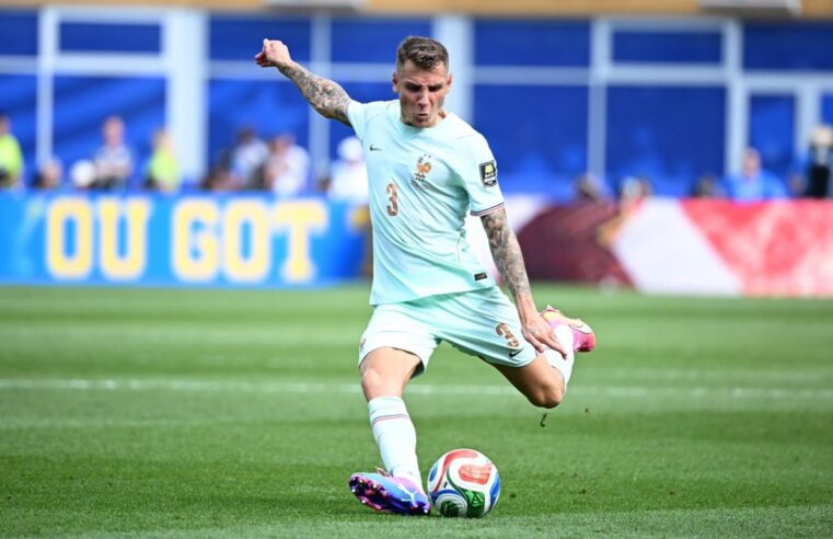 Lucas digne fait son retour au psg après la coupe du monde