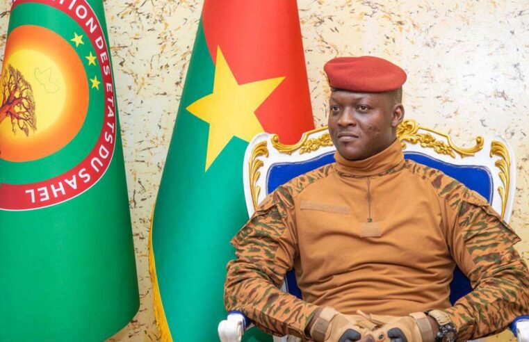 Ibrahim Traoré et la milice numérique au Burkina Faso : une menace pour les journalistes ?