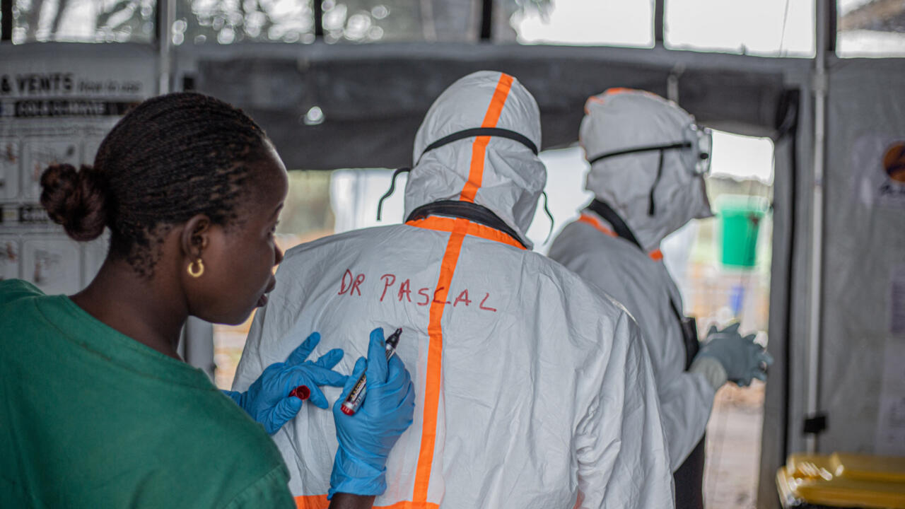 Ébola en RDC : une épidémie sous-estimée menace-t-elle la région ?