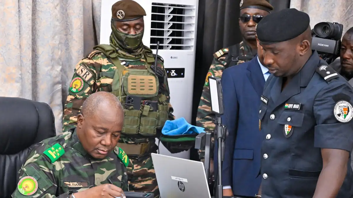 AES : le Niger engage le déploiement du passeport biométrique régional