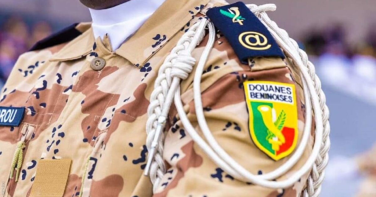 Record de téléphones saisis au Bénin : plus de 5 500 unités interceptées à hillacondji