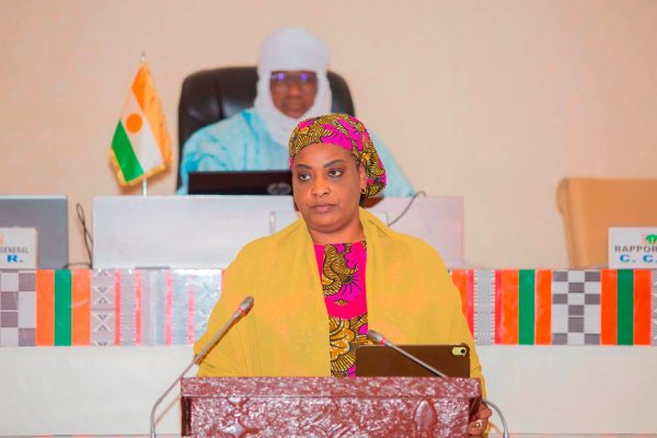 Niger : la réforme de la fonction publique franchit une nouvelle étape avec plus de 16 500 dossiers numérisés