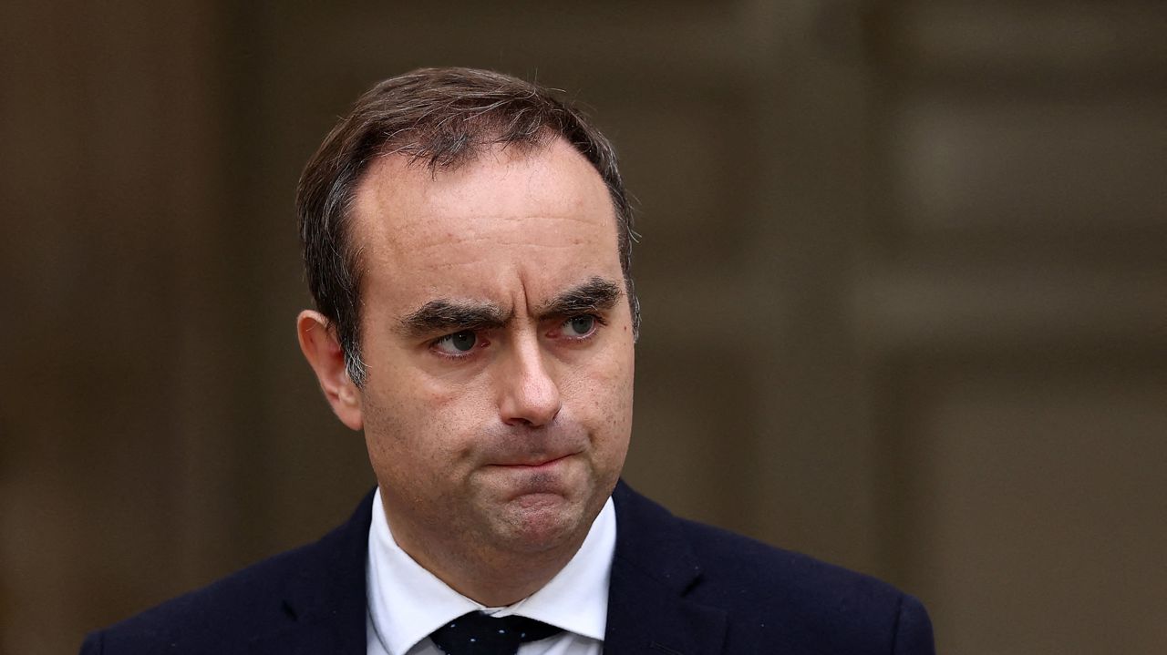 Le premier ministre français en visite officielle à Rabat pour consolider les liens franco-marocains