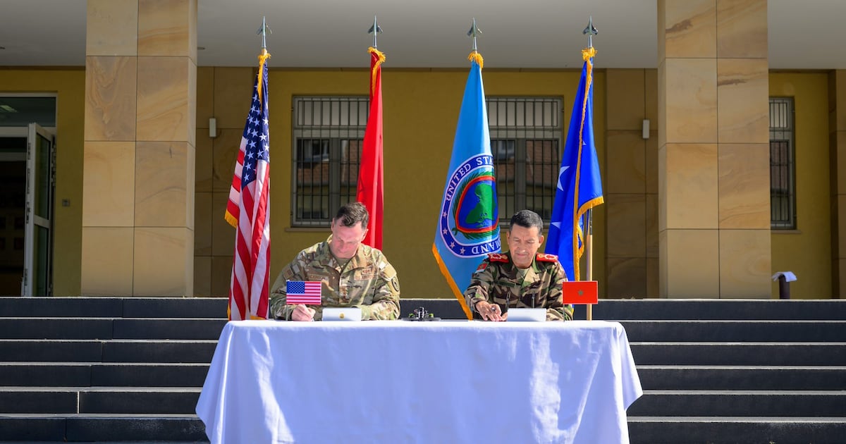 Maroc et États-Unis unissent leurs forces avec un centre militaire innovant à tan-tan