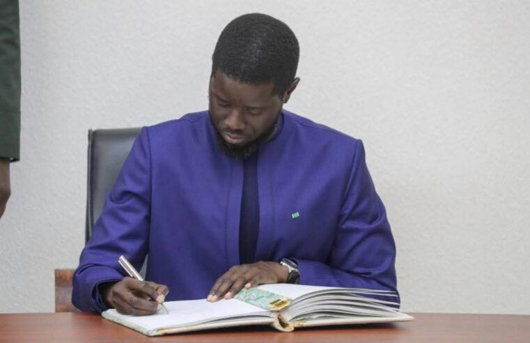 Diomaye faye limoge des dg proches de sonko une nouvelle fois