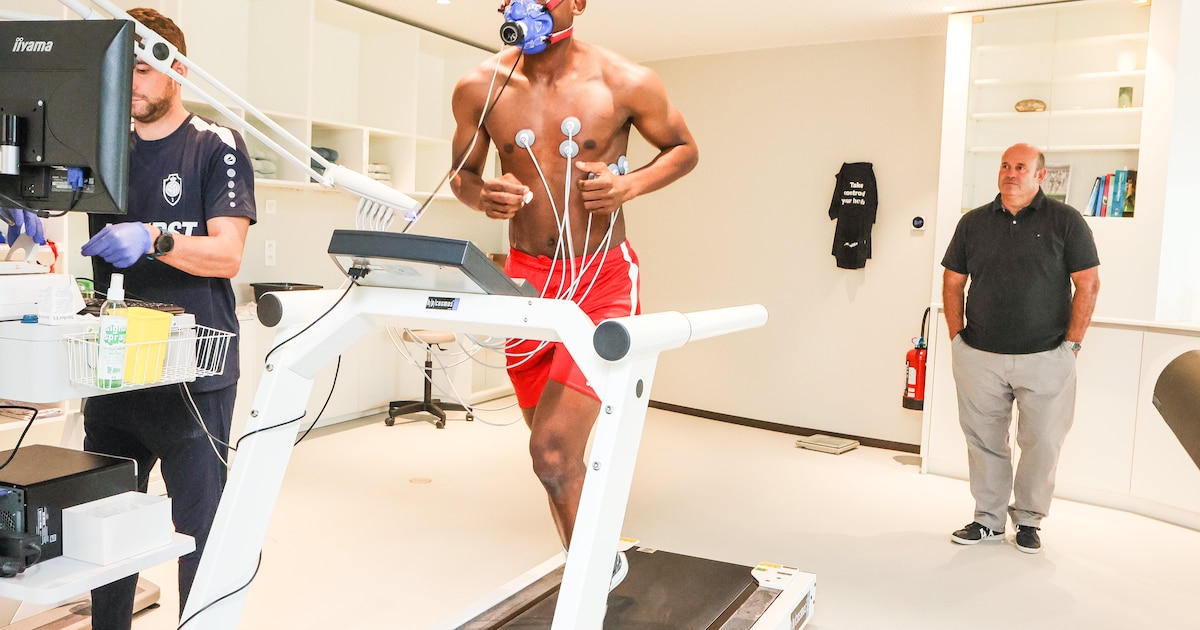 Pourquoi les examens cardiaques bloquent les transferts en serie a