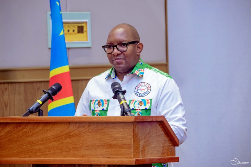 Soutien politique en rdc : jean-michel sama lukonde valide la loi référendaire de tshisekedi