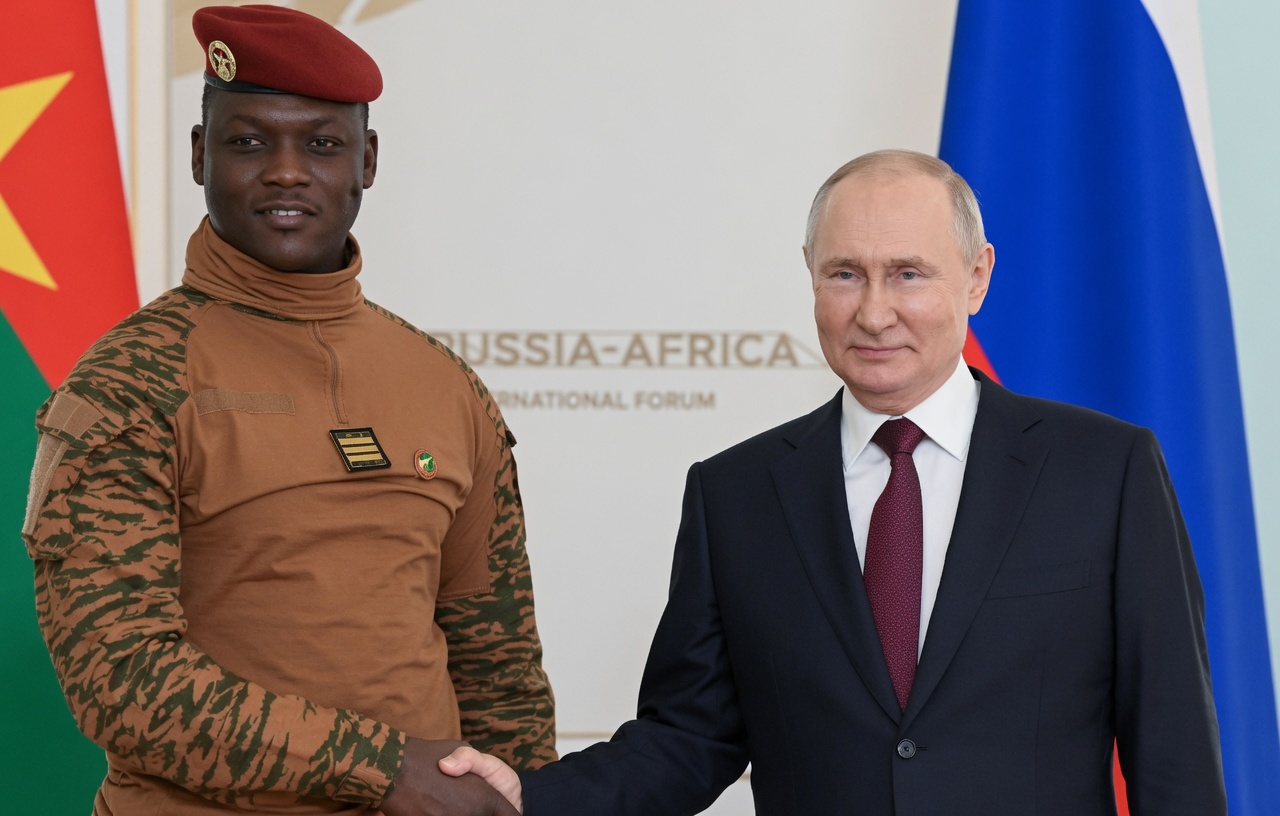 La coopération russo-burkinabè : entre promesses de souveraineté et réalités contrastées