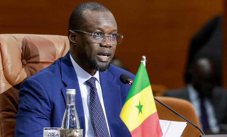 Sénégal : Ousmane Sonko dénonce un président « facilement manipulable »