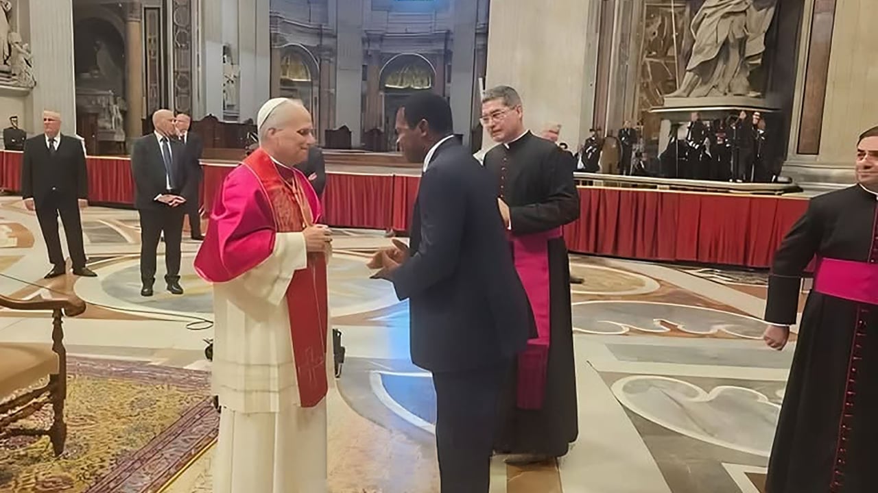 Paul atanga nji ministre camerounais engagé auprès du Vatican