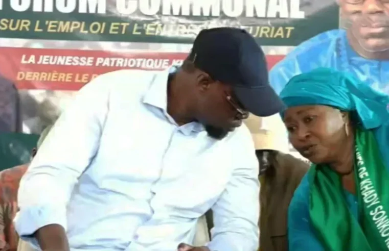 Sonko rappelle l&rsquo;importance du respect des symboles religieux lors d&rsquo;un rassemblement politique