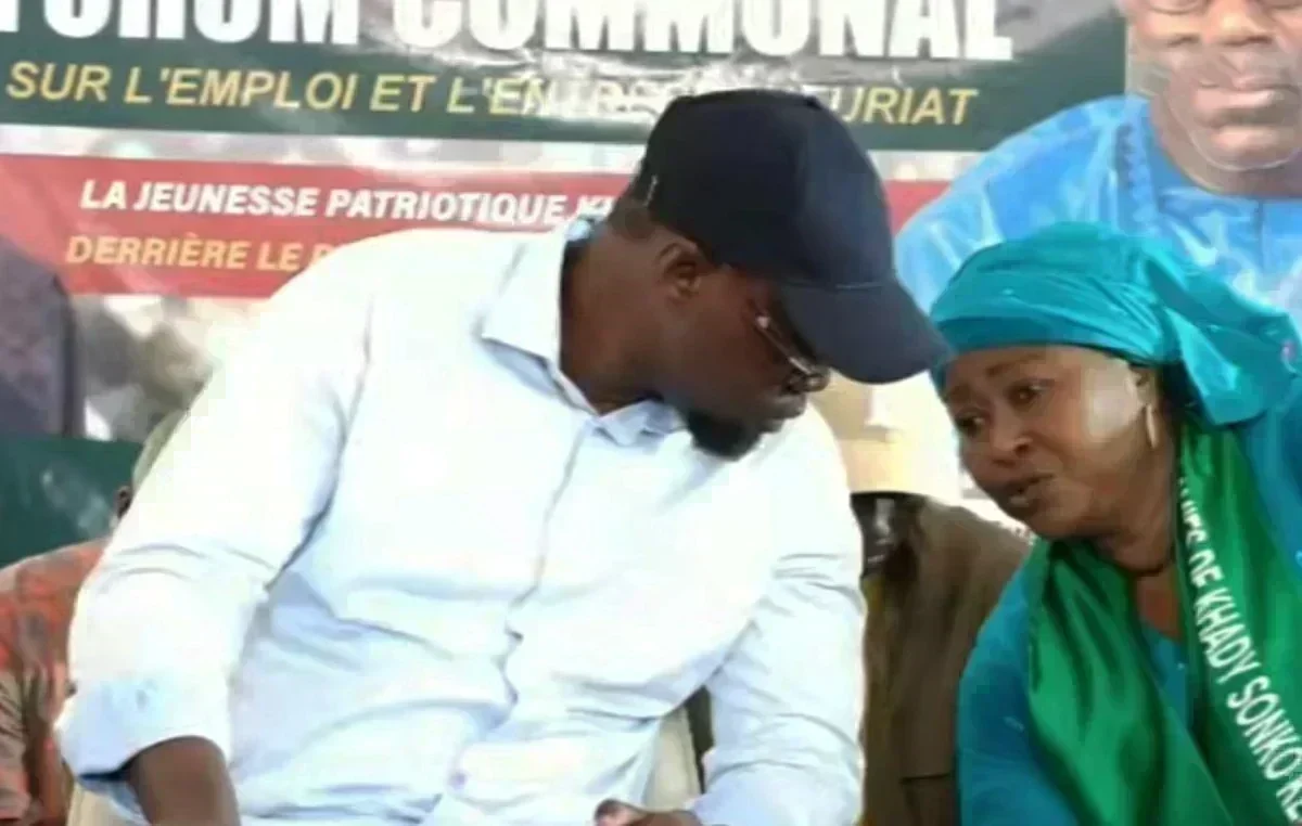 Sonko rappelle l&rsquo;importance du respect des symboles religieux lors d&rsquo;un rassemblement politique