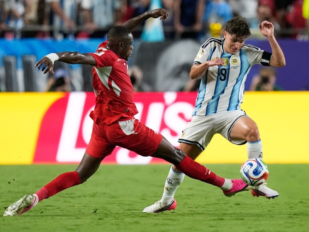 Julian Alvarez marque le but décisif pour l'Argentine lors de la prolongation