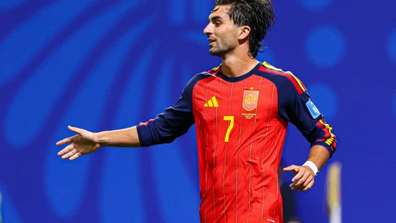 Ferran Torres en action lors d'un match