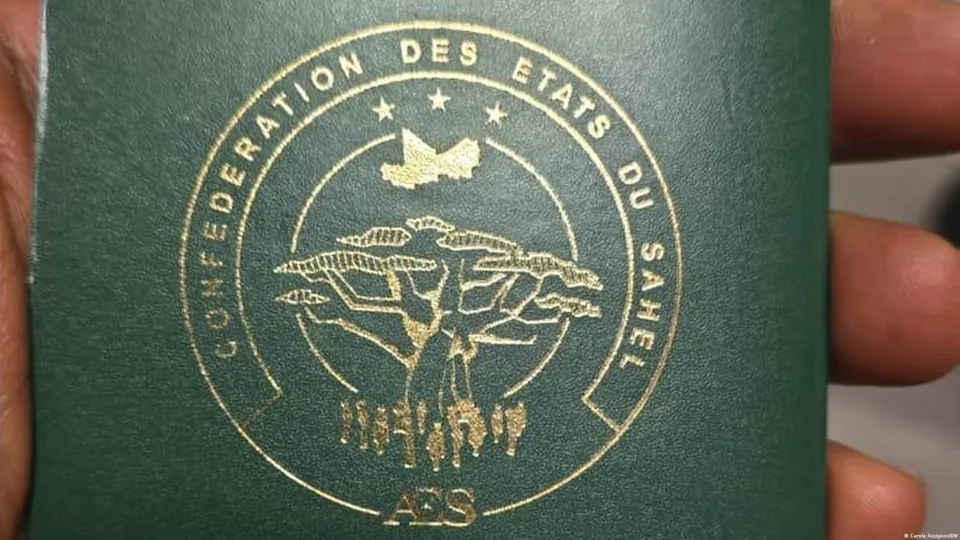 Passeports Cédéao inutilisables pour les ressortissants des pays de l'AES