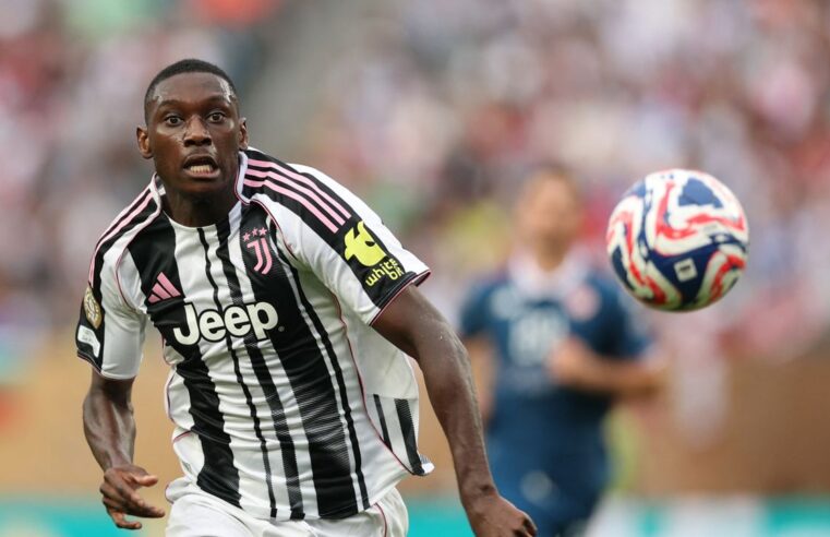 Kolo Muani quitte le PSG pour la Juventus, Bacher s&rsquo;envole à l&rsquo;OL : le mercato d&rsquo;été fait vibrer la Ligue 1