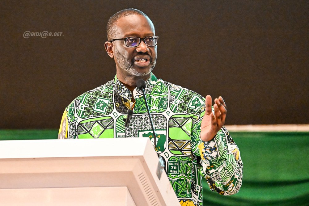 Tidjane Thiam célèbre les efforts d&rsquo;Alassane Ouattara pour l&rsquo;unité ivoirienne