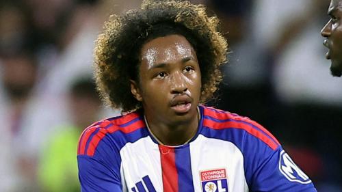 Malick Fofana humilié par un coéquipier après son match en Ligue des Champions