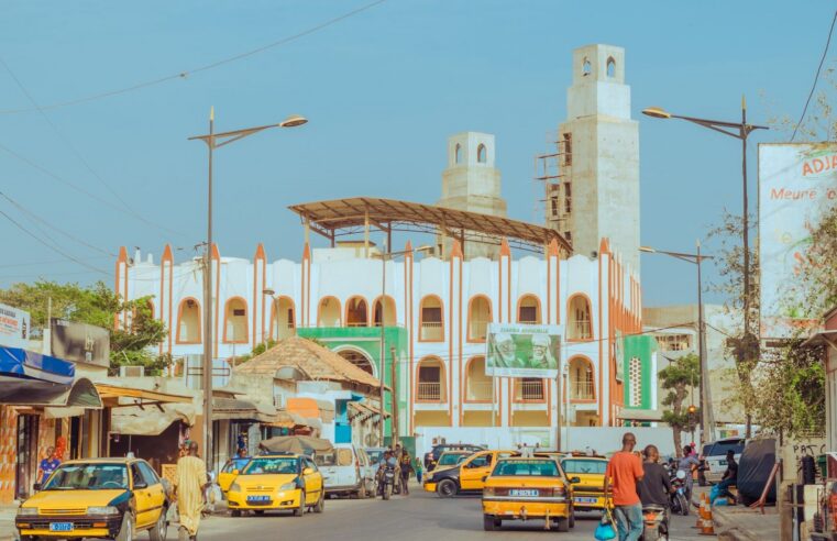 Sénégal : société civile et opposition unissent leurs voix sur la réforme constitutionnelle