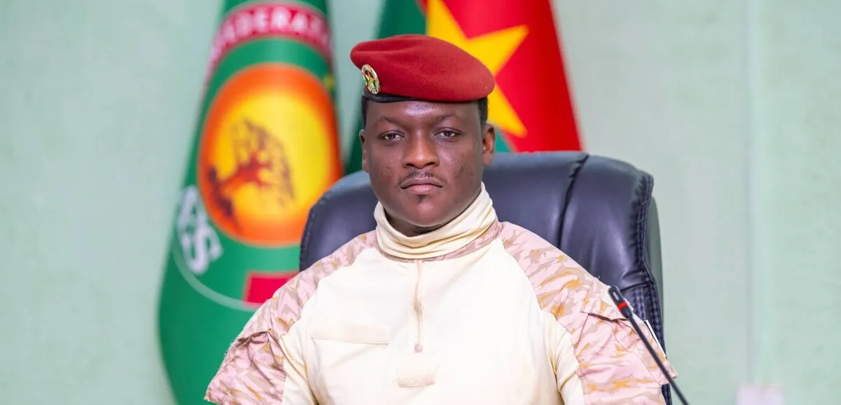 formation militaire des journalistes au Burkina Faso : une mesure controversée