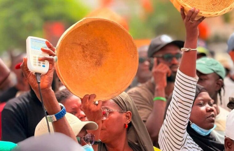 Sénégal : la mobilisation contre la vie chère s&rsquo;intensifie après la marche des paniers vides